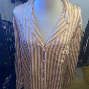 Victoria’s Secret pajama top preowned